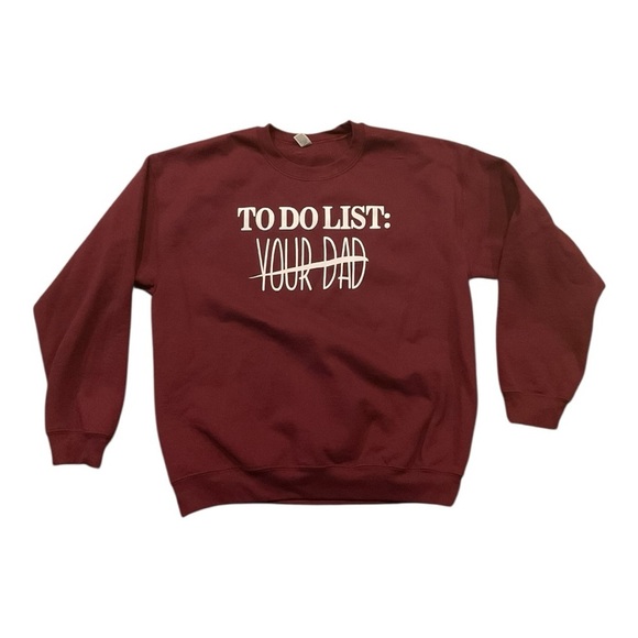 Gildan Sweaters - Gildan Heavy Blend To Do List Your Dad Sweatshirt XL
